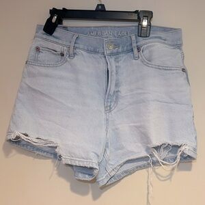 American Eagle Light Wash Denim Relaxed Shorts Sz 2